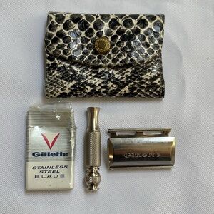 Vintage Gillette Mini Safety Razor Travel Kit In Snakeskin Gold Color Snap Case